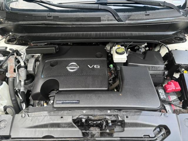 2015 Nissan Pathfinder SV