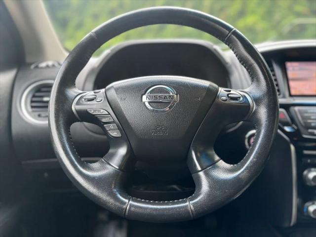 2015 Nissan Pathfinder SV