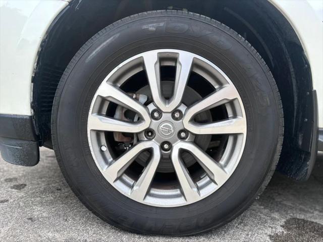 2015 Nissan Pathfinder SV