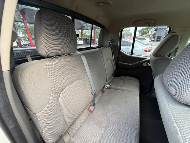 2015 Nissan Frontier SV