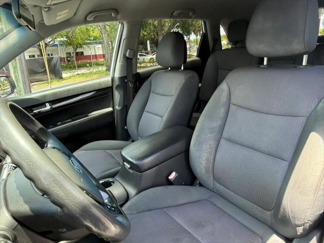 2013 Kia Sorento LX V6