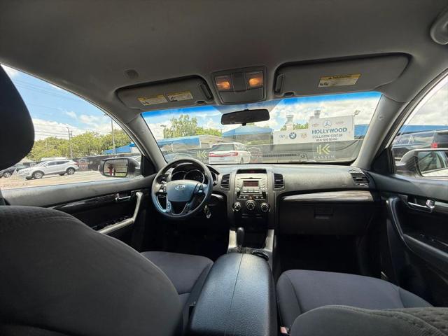 2013 Kia Sorento LX V6