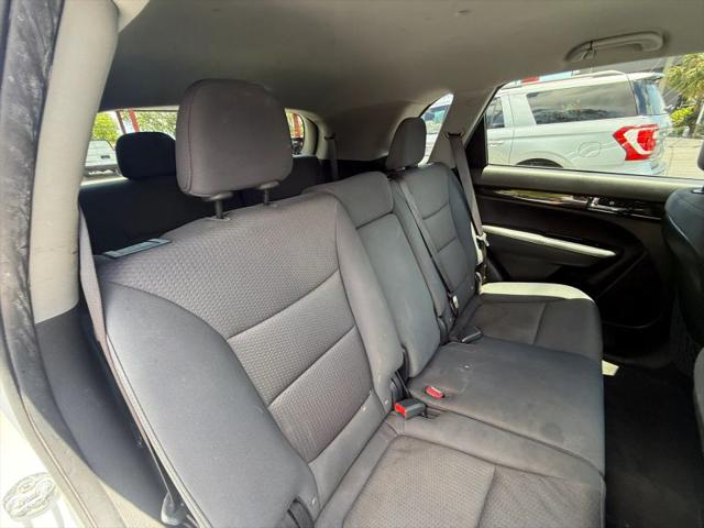 2013 Kia Sorento LX V6
