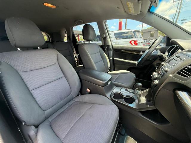 2013 Kia Sorento LX V6
