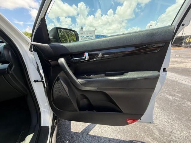 2013 Kia Sorento LX V6