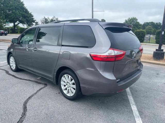 2015 Toyota Sienna LE 7 Passenger
