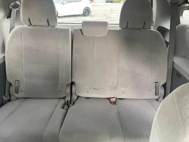 2015 Toyota Sienna LE 7 Passenger