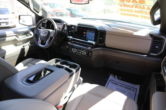 2025 GMC Sierra 1500 4WD Crew Cab Short Box SLT