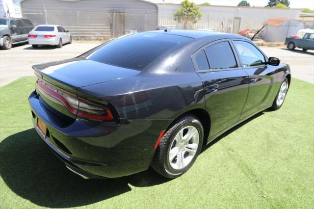 2022 Dodge Charger SXT RWD