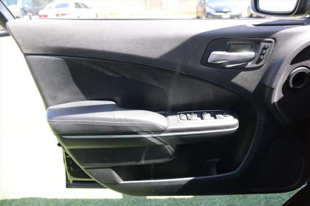 2022 Dodge Charger SXT RWD