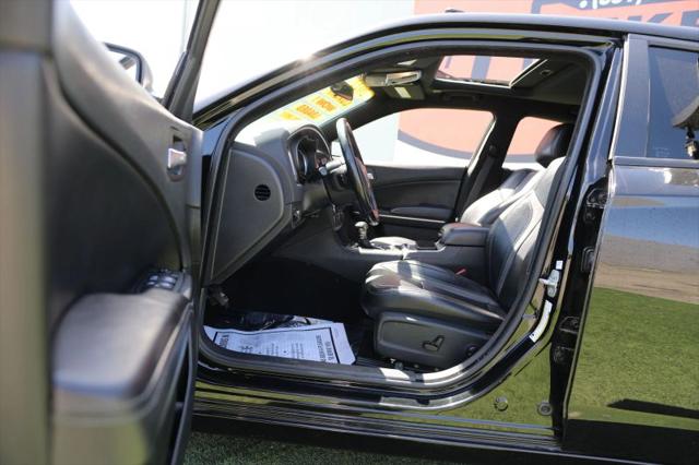 2022 Dodge Charger SXT RWD