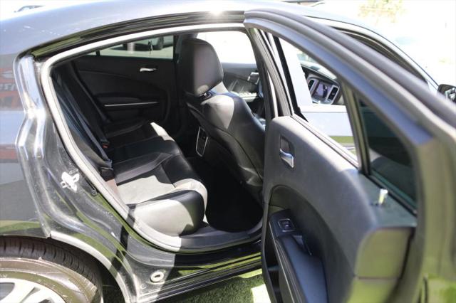 2022 Dodge Charger SXT RWD