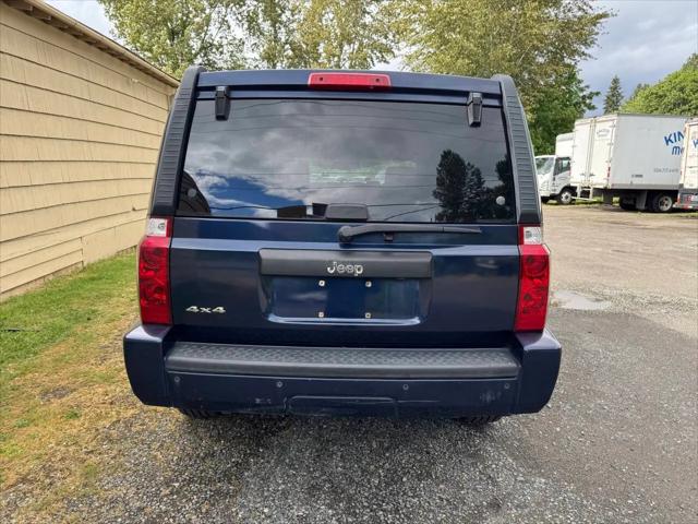 2006 Jeep Commander Base