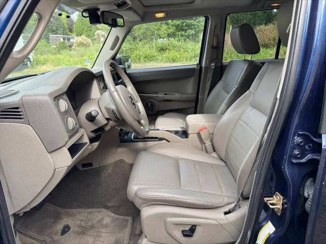 2006 Jeep Commander Base