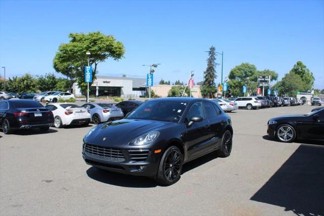 2017 Porsche Macan Base