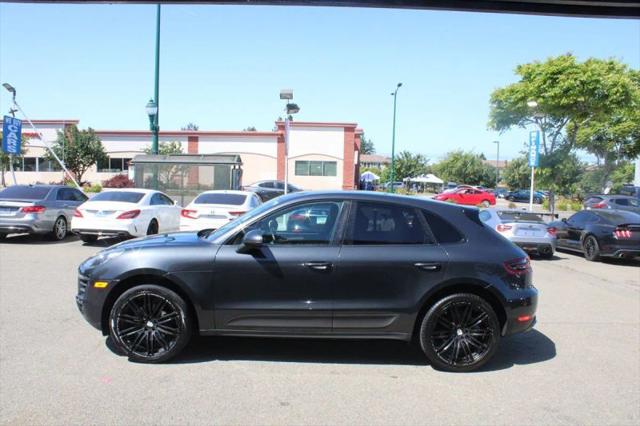 2017 Porsche Macan Base