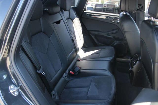 2017 Porsche Macan Base