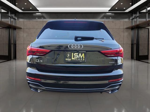 2022 Audi Q3 Premium 45 TFSI S line quattro Tiptronic