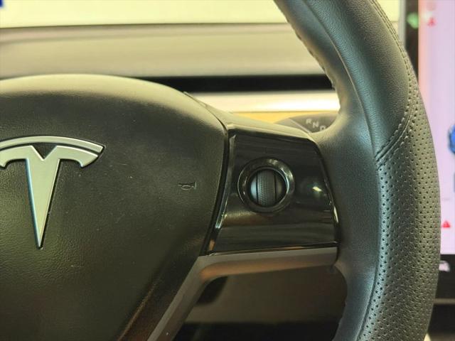 2020 Tesla Model 3 Standard Range Rear-Wheel Drive