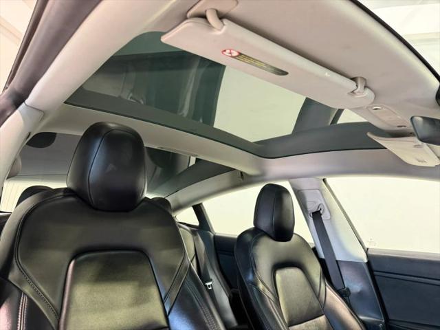2020 Tesla Model 3 Standard Range Rear-Wheel Drive