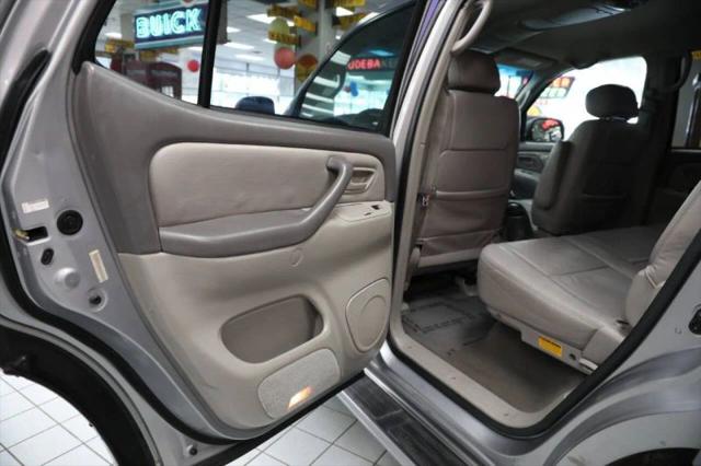 2002 Toyota Sequoia SR5 V8