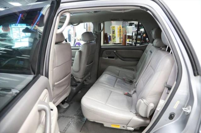2002 Toyota Sequoia SR5 V8