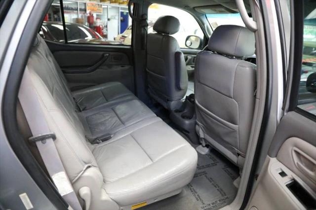 2002 Toyota Sequoia SR5 V8