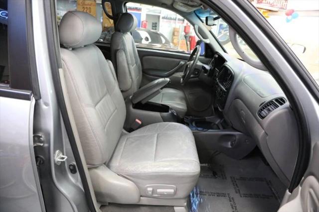 2002 Toyota Sequoia SR5 V8