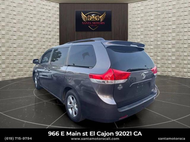 2014 Toyota Sienna LE V6 7 Passenger Mobility