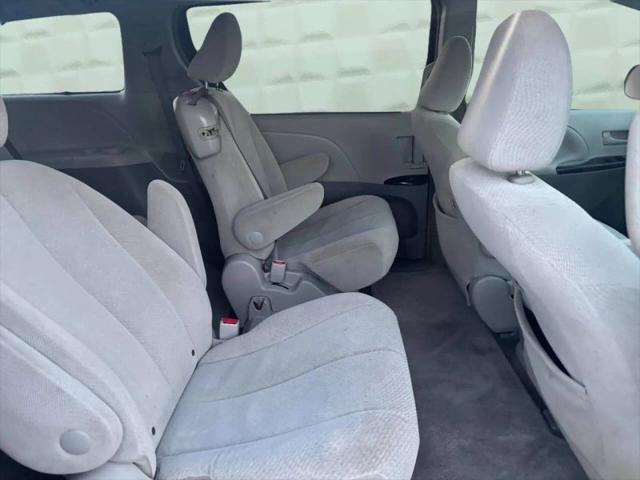 2014 Toyota Sienna LE V6 7 Passenger Mobility