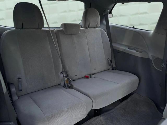 2014 Toyota Sienna LE V6 7 Passenger Mobility