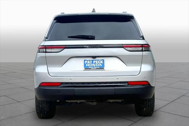 2024 Jeep Grand Cherokee Altitude 4x2
