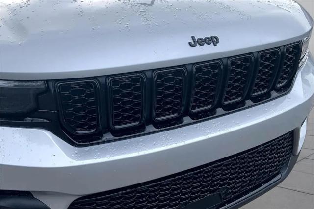 2024 Jeep Grand Cherokee Altitude 4x2