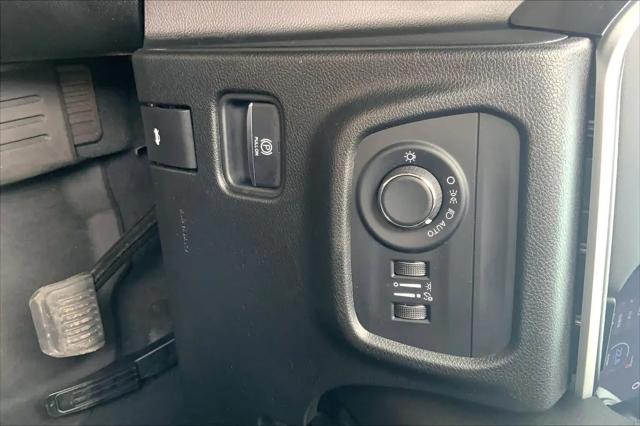 2024 Jeep Grand Cherokee Altitude 4x2