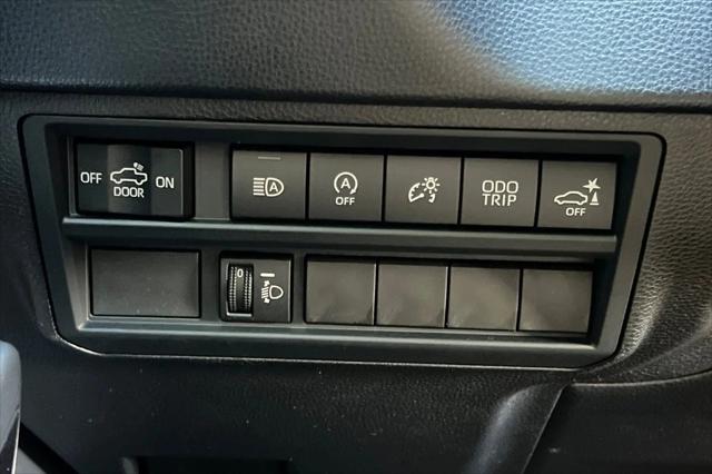 2026 Toyota Tundra SR5 CrewMax 5.5' Bed