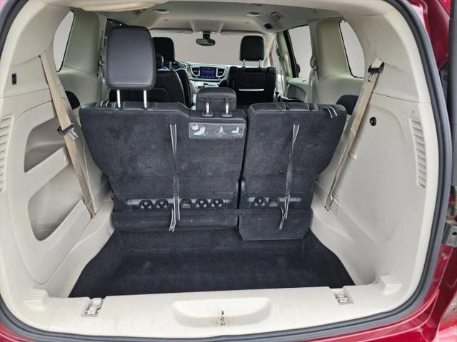 2017 Chrysler Pacifica Touring-L Plus