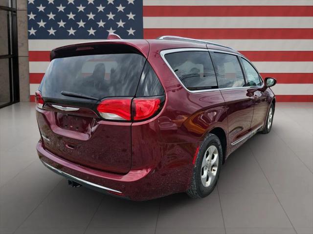 2017 Chrysler Pacifica Touring-L Plus