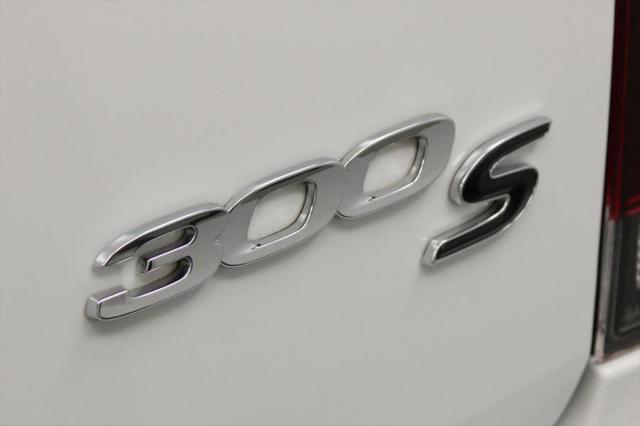 2019 Chrysler 300 300S