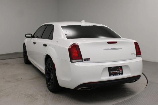 2019 Chrysler 300 300S