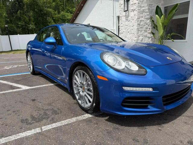 2015 Porsche Panamera 4