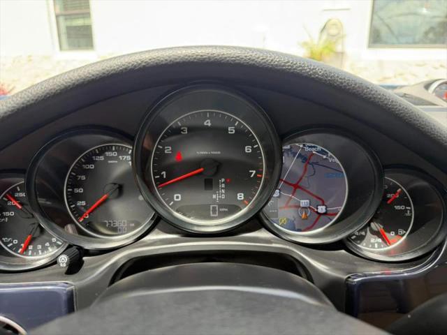 2015 Porsche Panamera 4