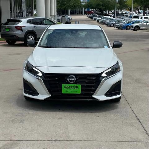 2025 Nissan Altima SV FWD