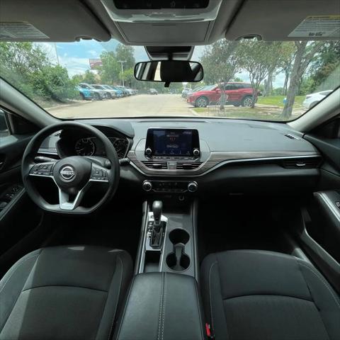 2025 Nissan Altima SV FWD