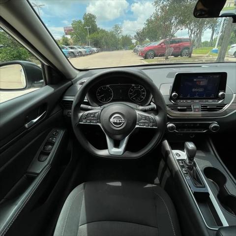 2025 Nissan Altima SV FWD