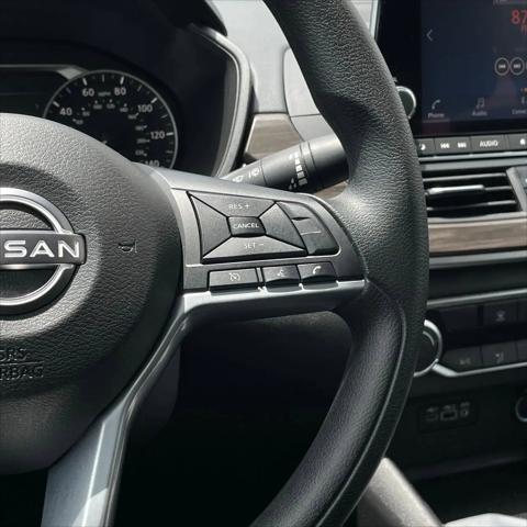 2025 Nissan Altima SV FWD
