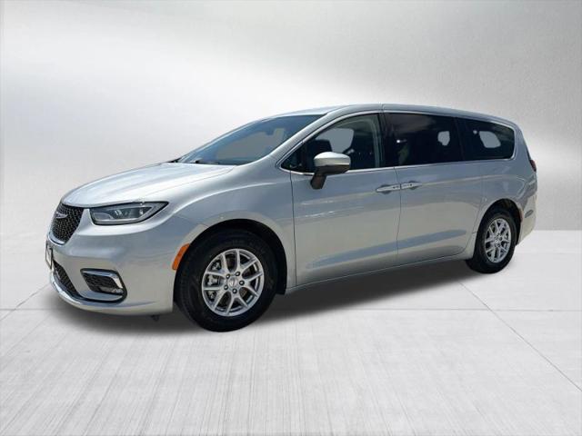 2023 Chrysler Pacifica Touring L for sale in Hillsboro, TX