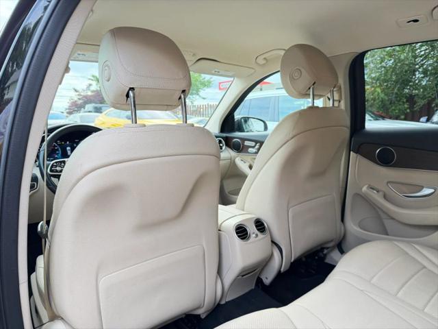 2022 Mercedes-Benz GLC 4MATIC SUV