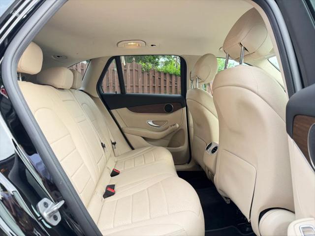 2022 Mercedes-Benz GLC 4MATIC SUV