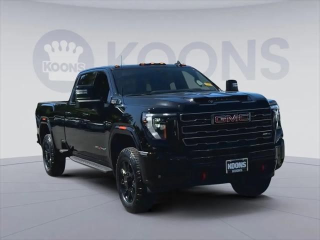 2025 GMC Sierra 2500HD 4WD Crew Cab Long Bed AT4