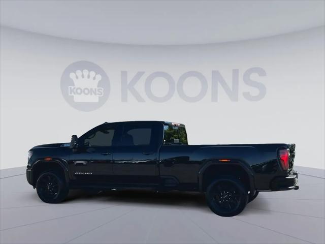 2025 GMC Sierra 2500HD 4WD Crew Cab Long Bed AT4